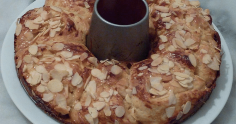 Brioche au dulce de leche et à la pomme