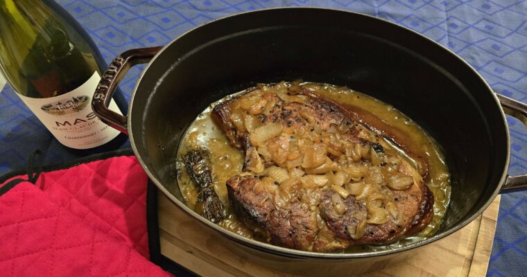 Rouelle de porc confite aux oignons